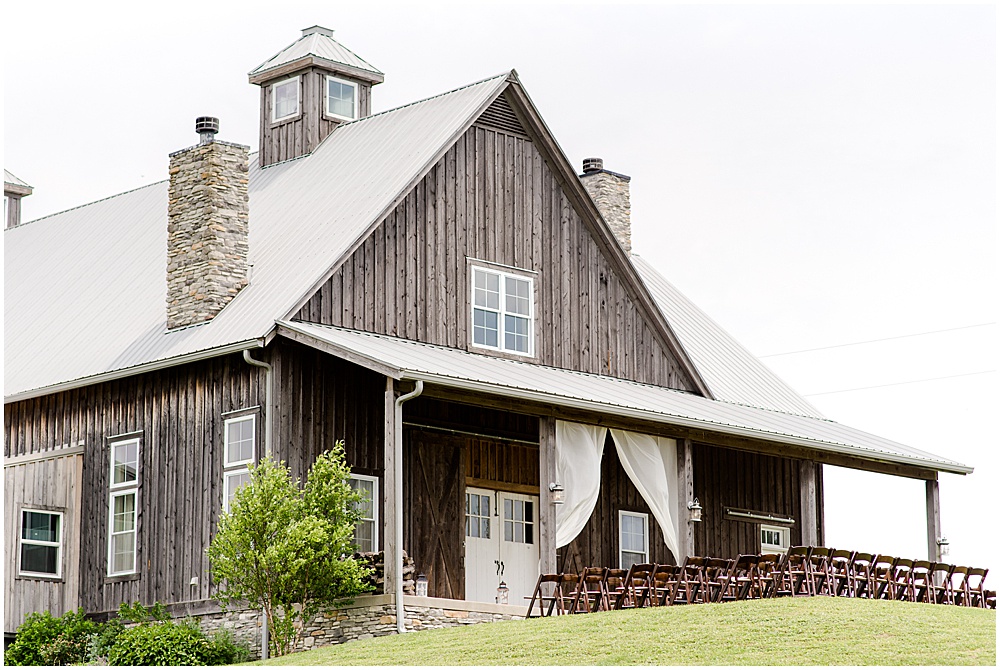 classic farm kentucky wedding